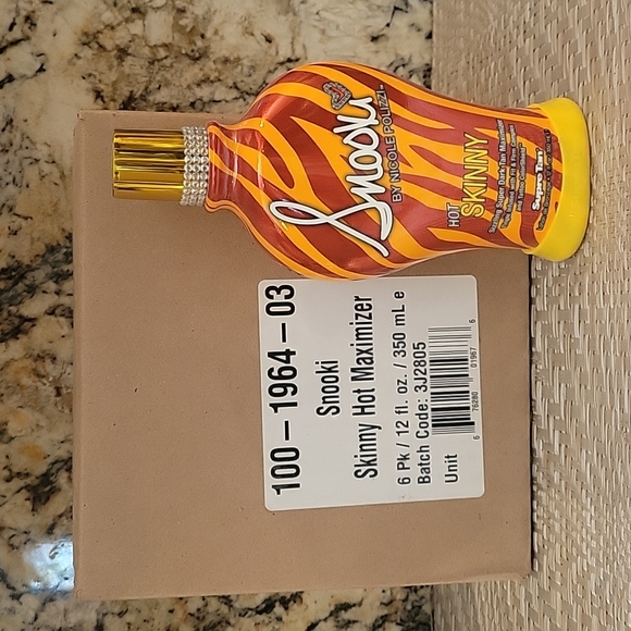 COPY - Snooki Hot Skinny Sizzling Super Dark Tan Maximizer - Picture 2 of 3
